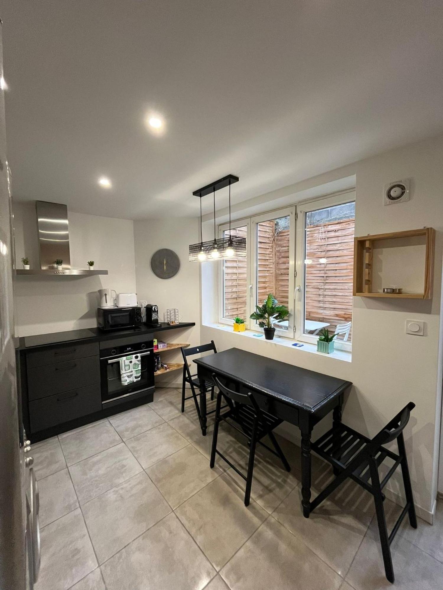 Gite Le Charme Citadin 55 M² Avec Exterieur Valenciennes Exterior foto